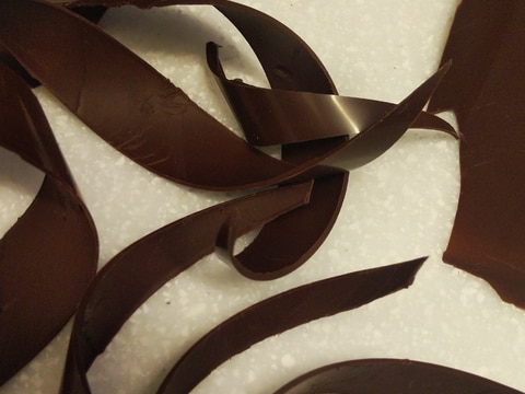 チョコを簡単にテンパリング＆飾り用チョコ